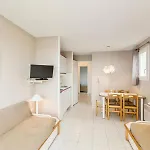 La Pinede - Maeva - 2 Pieces 5 Personnes - Confort Mae-1032 *